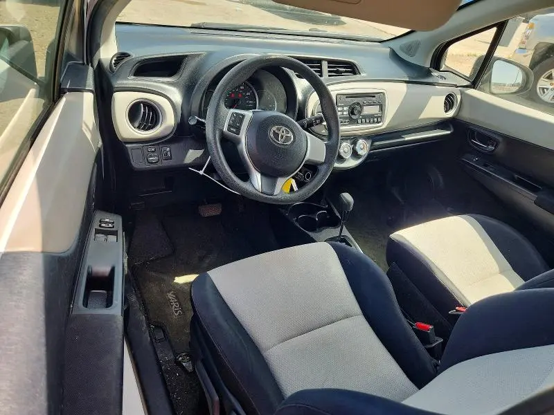 2012 TOYOTA YARIS 3-DOOR LE  