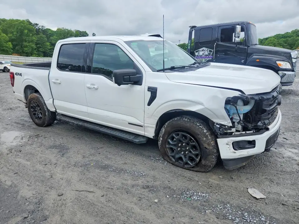 2024 FORD F150 XLT  
