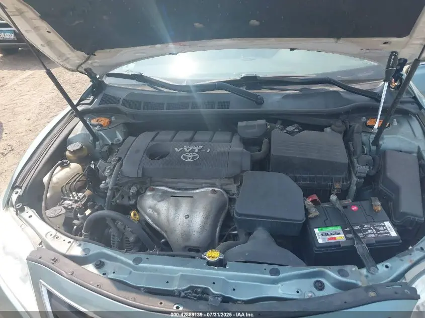 2010 TOYOTA CAMRY LE