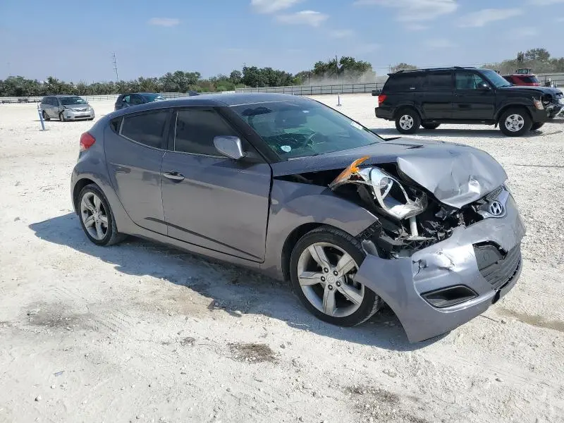 2013 HYUNDAI VELOSTER   