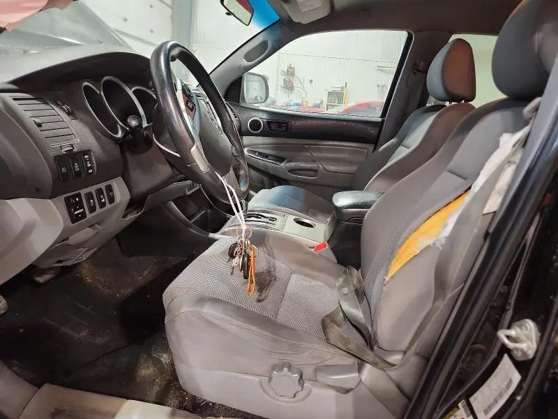 2015 TOYOTA TACOMA V6  