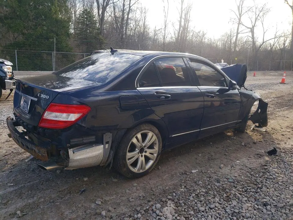 2011 MERCEDES-BENZ C 300  