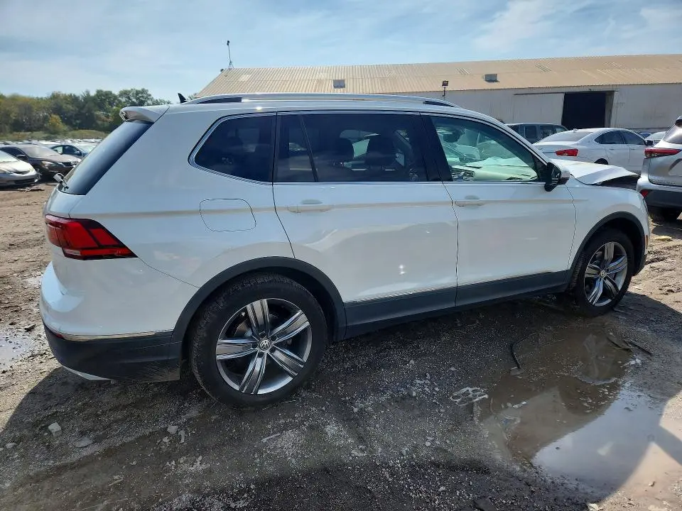 2020 VOLKSWAGEN TIGUAN SE  