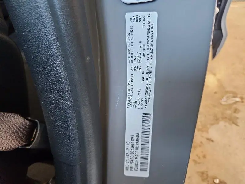 2025 CHRYSLER PACIFICA SELECT  