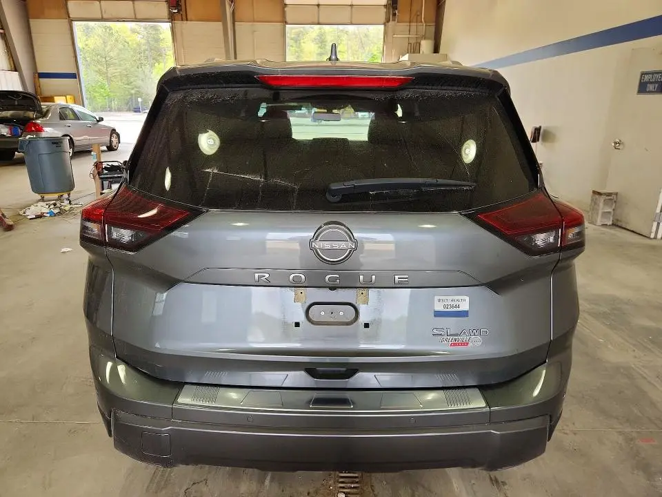2024 NISSAN ROGUE SL  