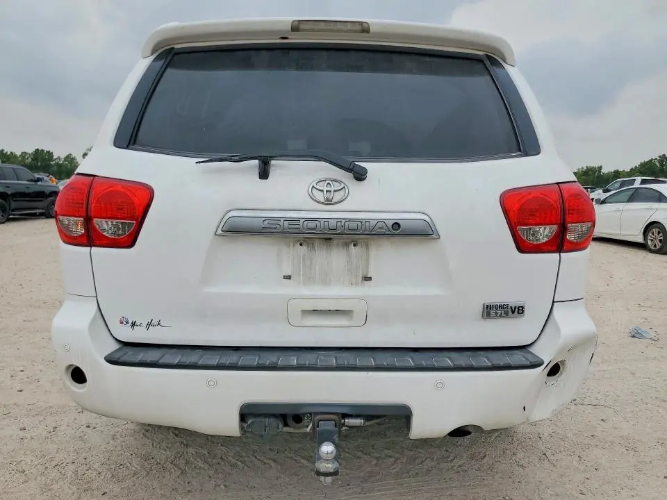 2014 TOYOTA SEQUOIA LIMITED  