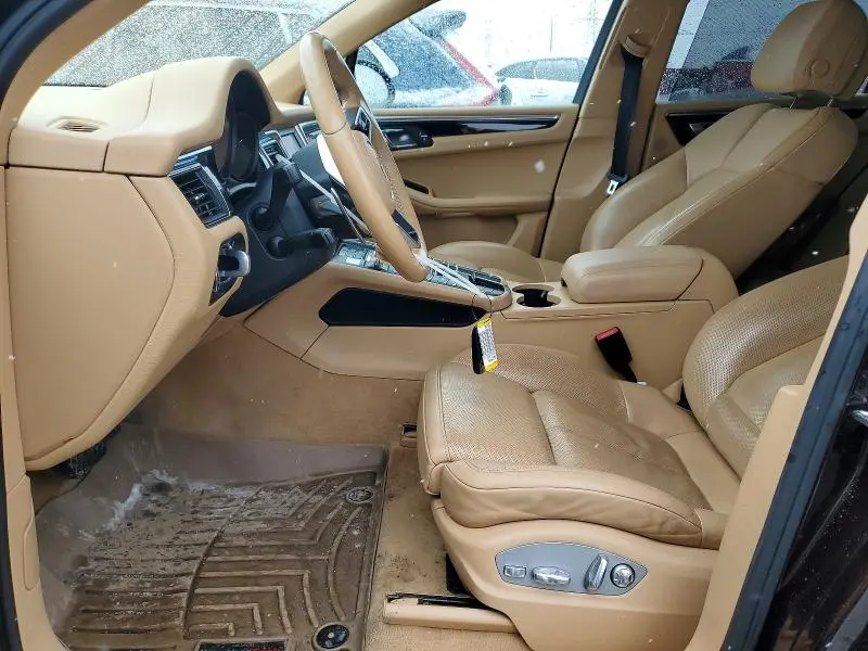 2016 PORSCHE MACAN S  