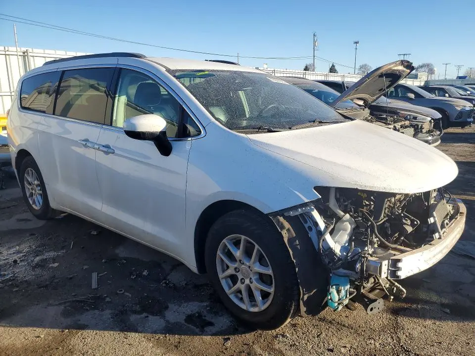 2020 CHRYSLER VOYAGER LXI  