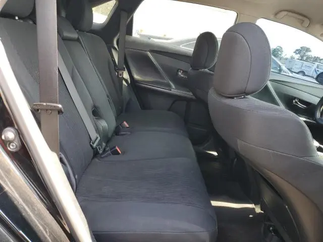 2013 TOYOTA VENZA LE  