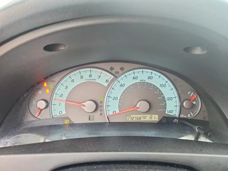 2010 TOYOTA CAMRY SE  