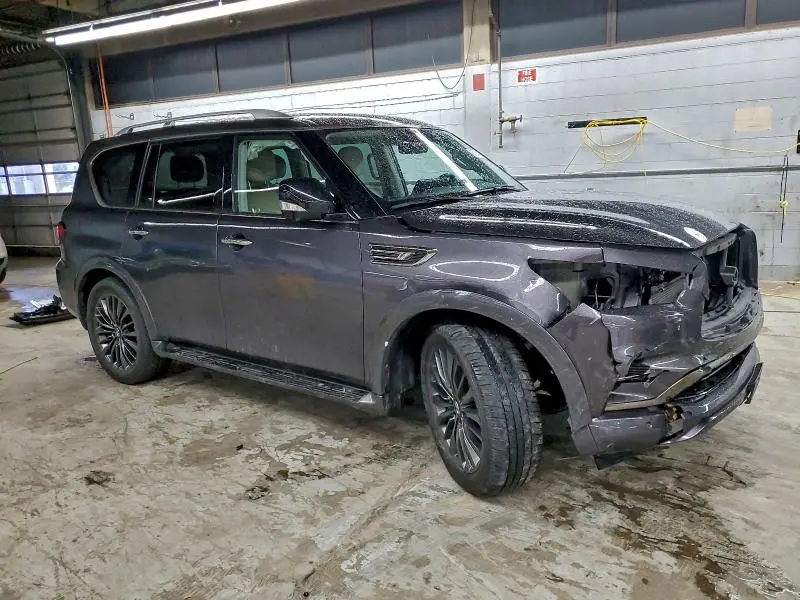 2023 INFINITI QX80 LUXE  