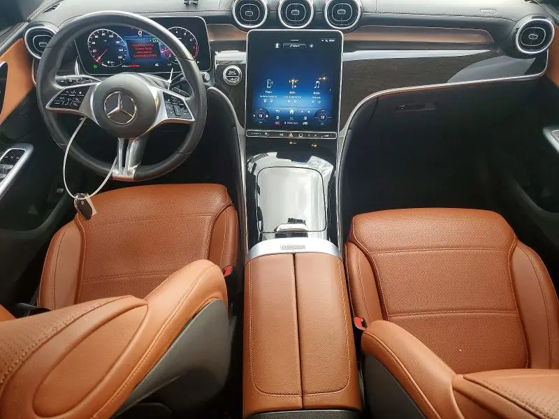 2023 MERCEDES-BENZ GLC 300  