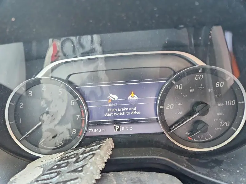 2021 NISSAN TITAN SV  