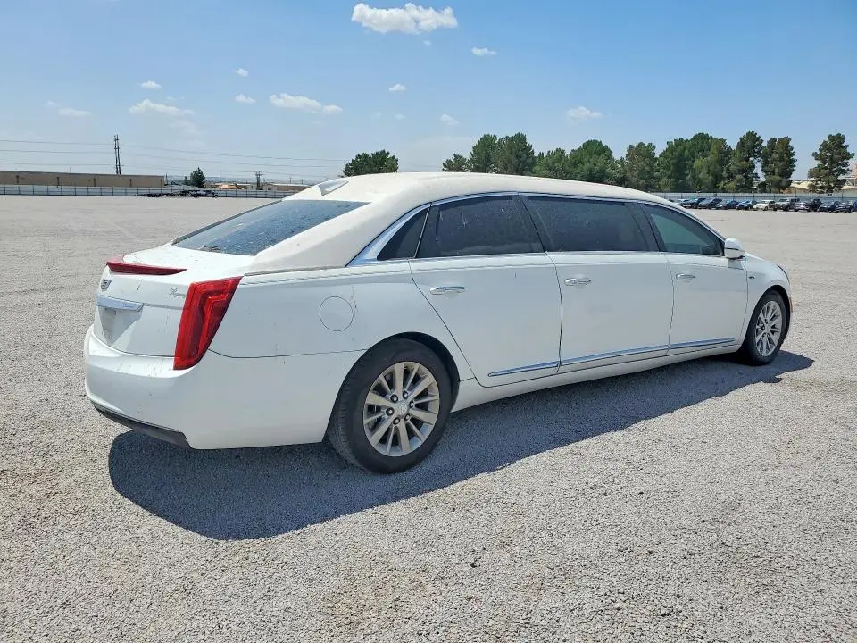 2016 CADILLAC XTS LIMOUSINE  
