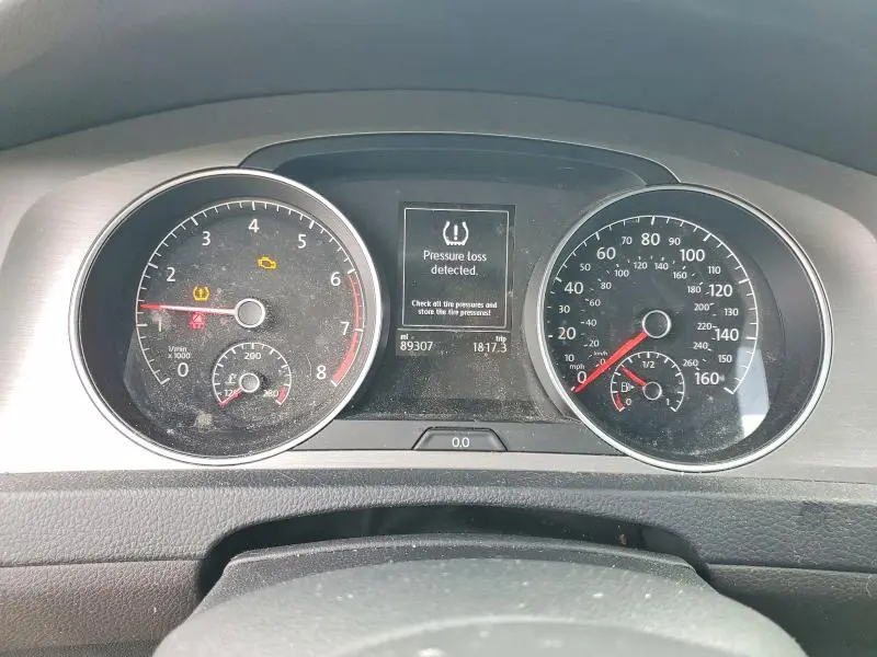 2016 VOLKSWAGEN GOLF S/SE  