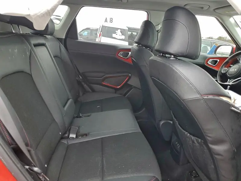 2025 KIA SOUL GT LINE  