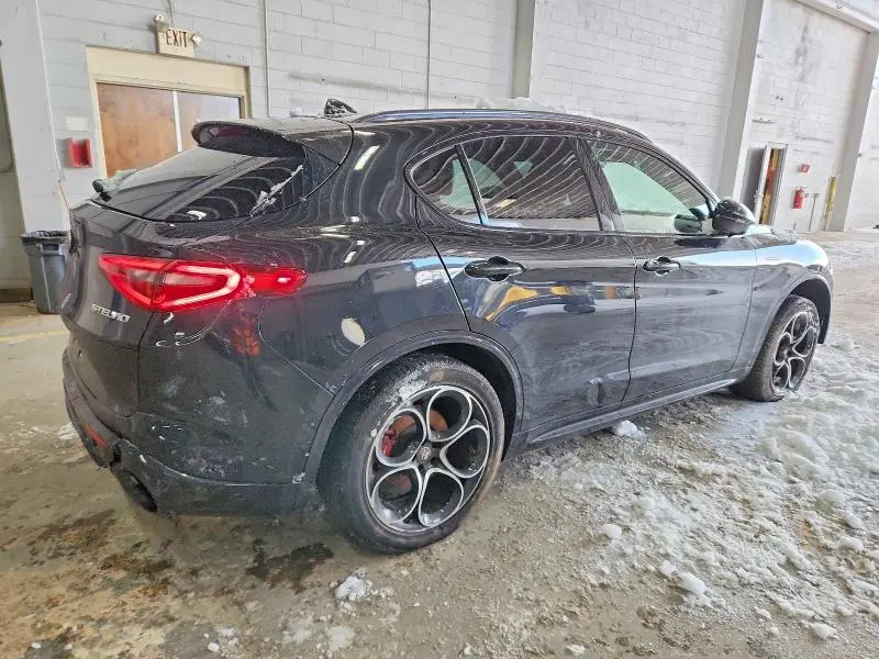 2023 ALFA ROMEO STELVIO TI  