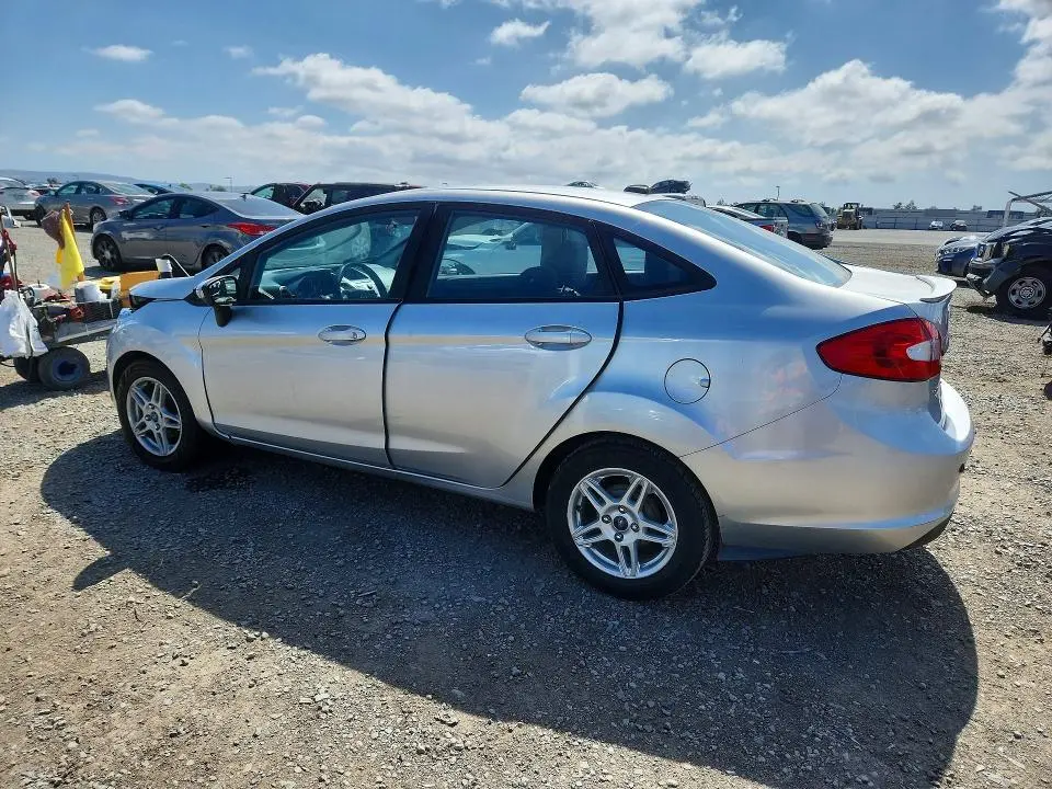2013 FORD FIESTA SE  