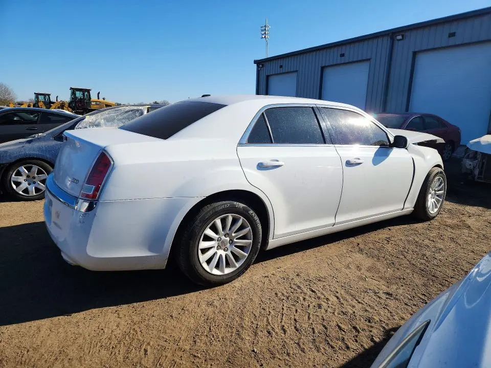 2013 CHRYSLER 300   