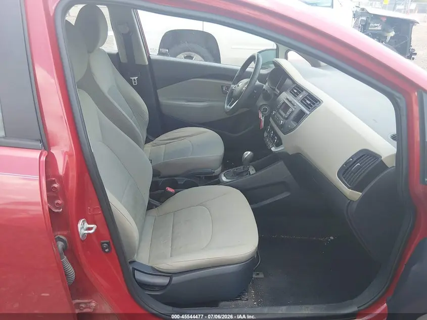 2015 KIA RIO LX
