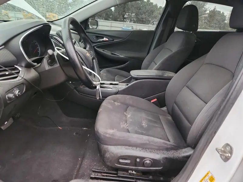 2017 CHEVROLET MALIBU LT  