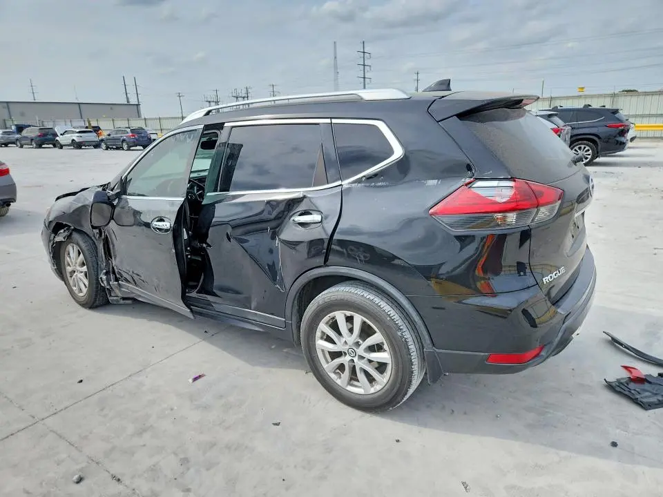 2017 NISSAN ROGUE SV  