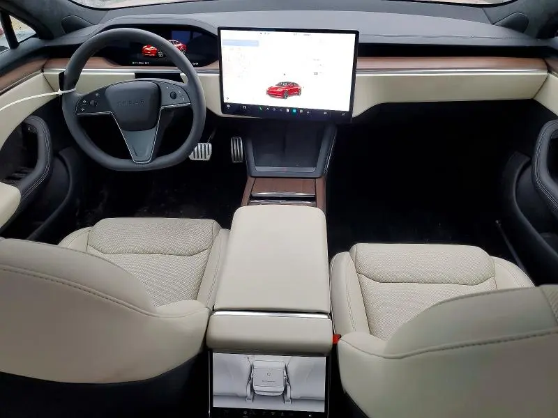 2024 TESLA MODEL S   