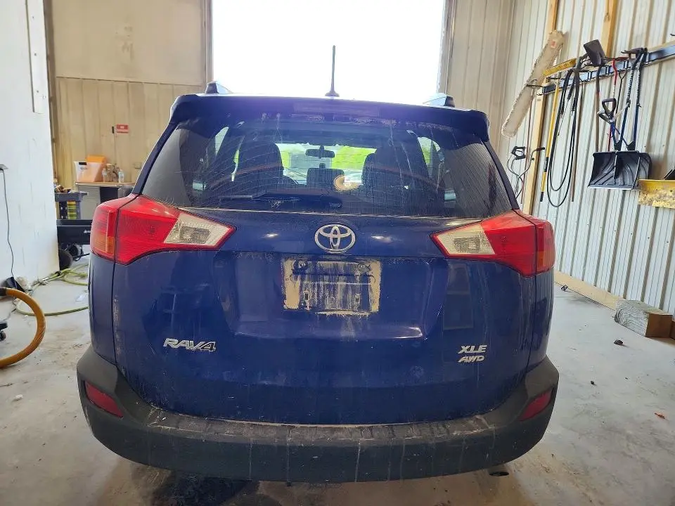 2014 TOYOTA RAV4 XLE  