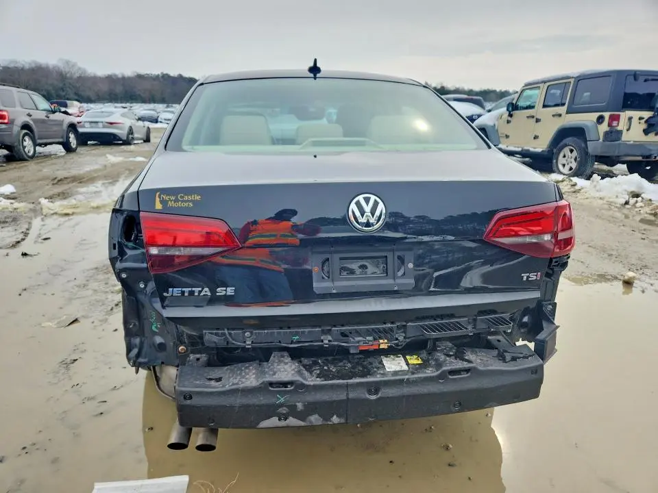 2017 VOLKSWAGEN JETTA SE  