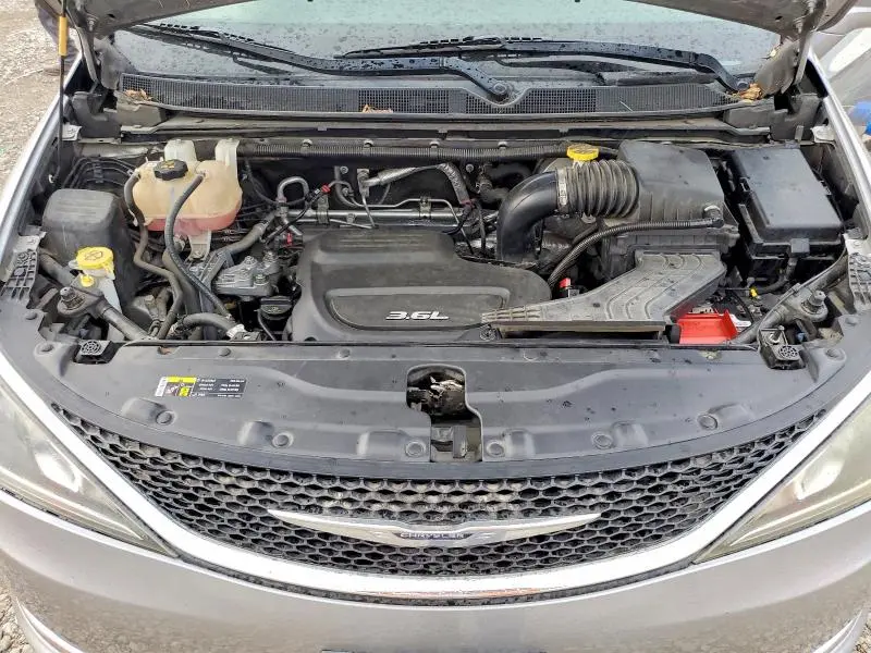 2017 CHRYSLER PACIFICA TOURING L PLUS  