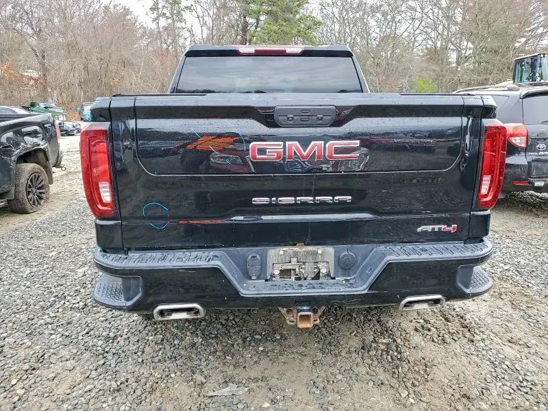 2021 GMC SIERRA K1500 AT4  