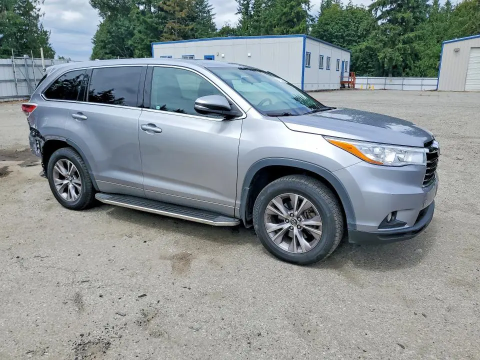 2016 TOYOTA HIGHLANDER LE PLUS  