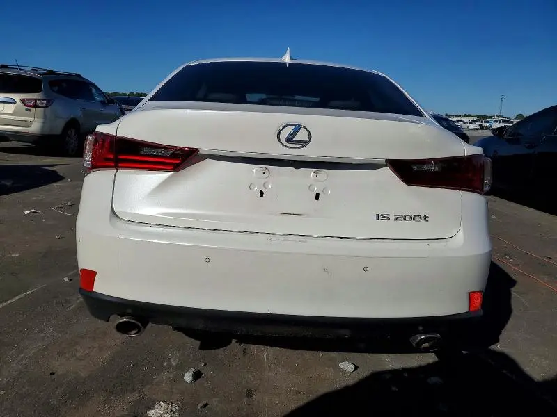 2016 LEXUS IS 200T  