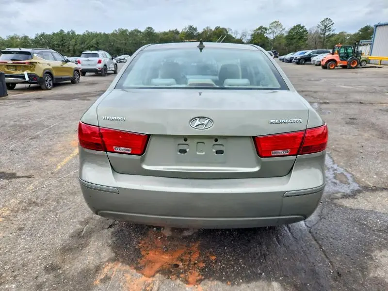 2010 HYUNDAI SONATA GLS  