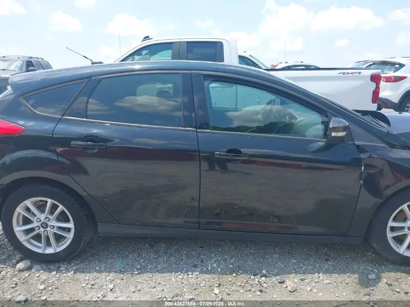 2015 FORD FOCUS SE