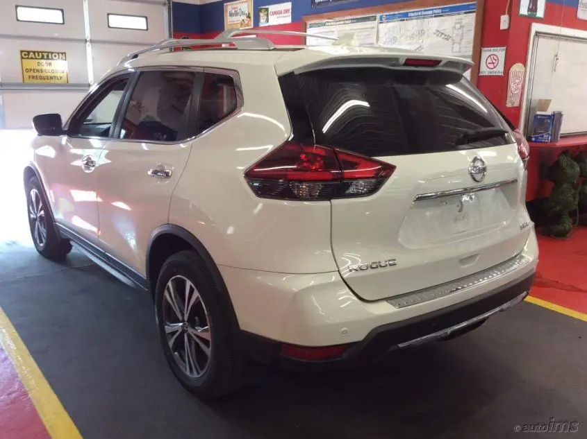 2019 NISSAN ROGUE SV