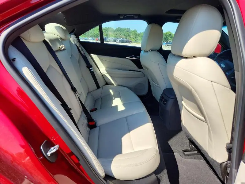 2022 CADILLAC CT4 LUXURY  