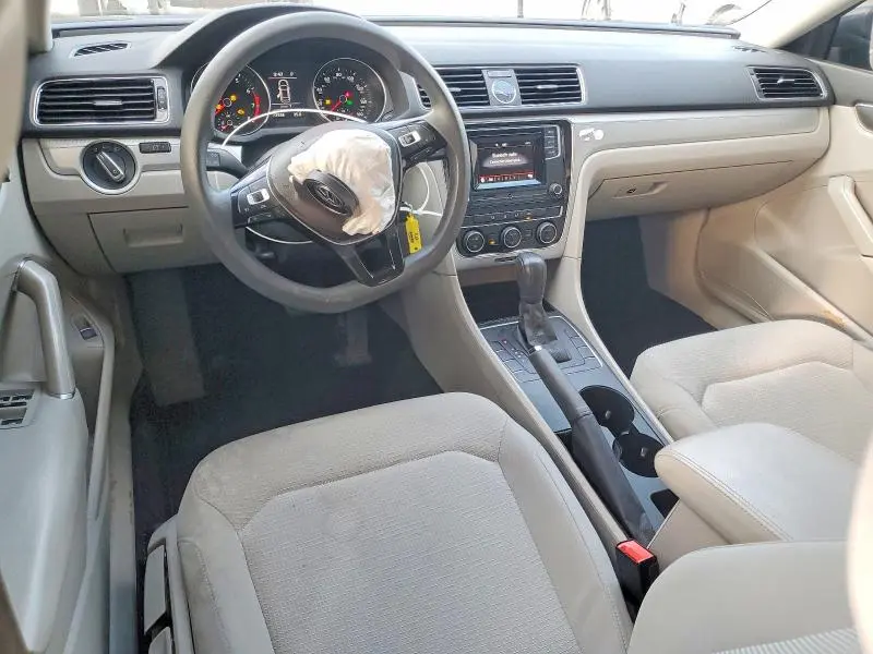 2016 VOLKSWAGEN PASSAT S  
