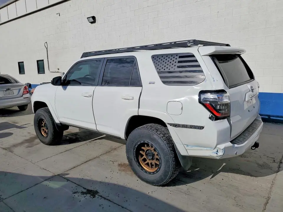 2017 TOYOTA 4RUNNER SR5  