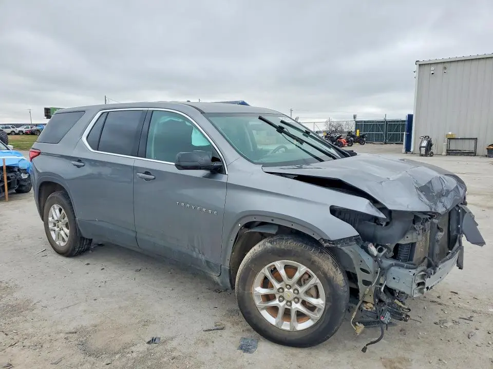 2020 CHEVROLET TRAVERSE LS  