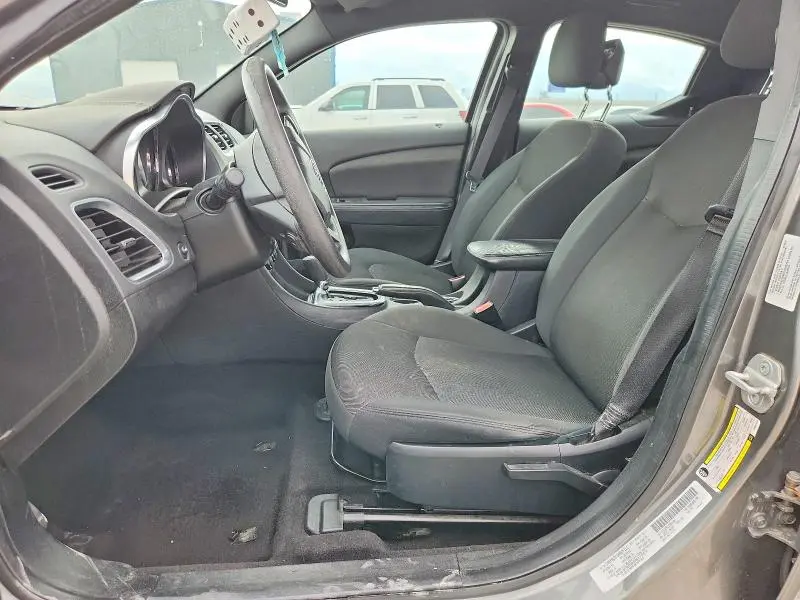 2012 DODGE AVENGER SE  