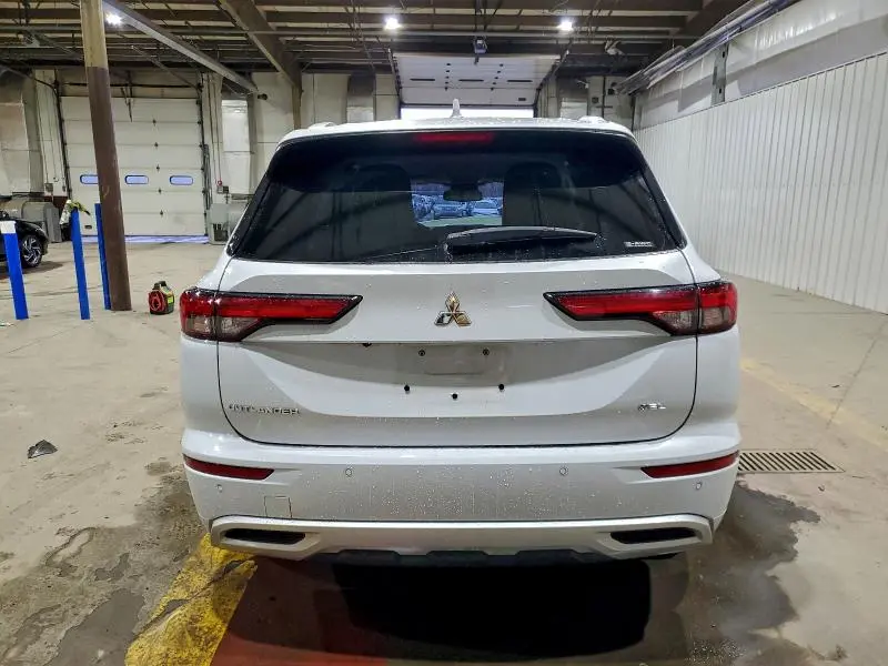 2023 MITSUBISHI OUTLANDER SEL  