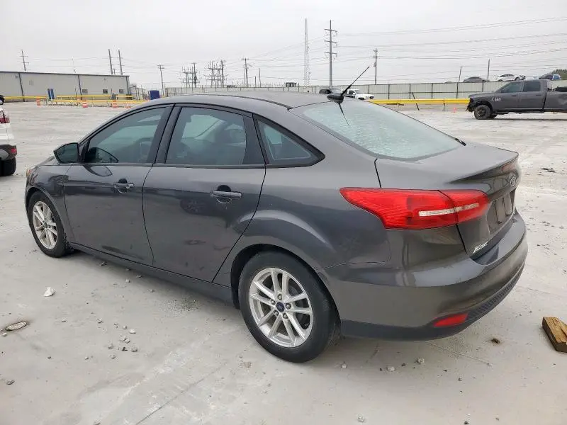 2015 FORD FOCUS SE  