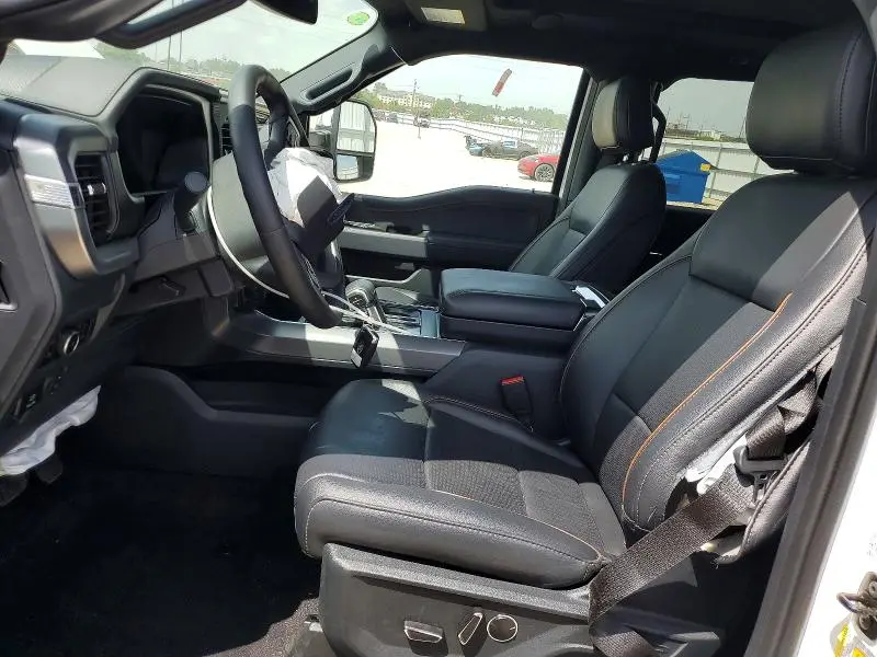 2025 FORD F150 LARIAT  