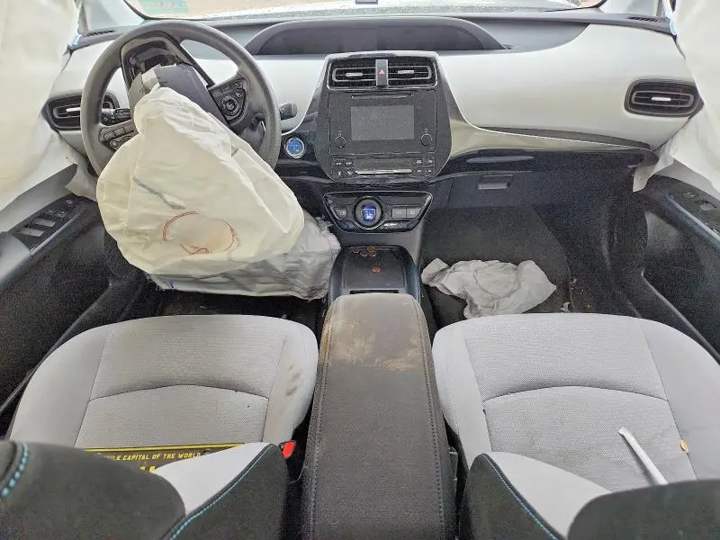 2019 TOYOTA PRIUS LE AWD-E  