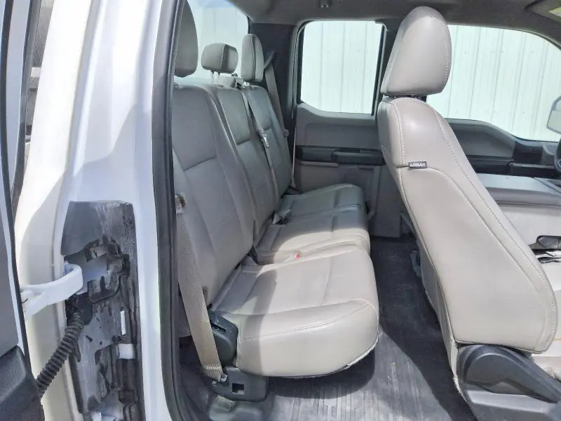2017 FORD F150 SUPER CAB  