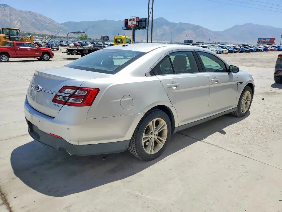 2013 FORD TAURUS SEL  