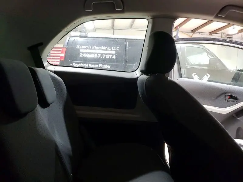 2010 TOYOTA YARIS BASE  