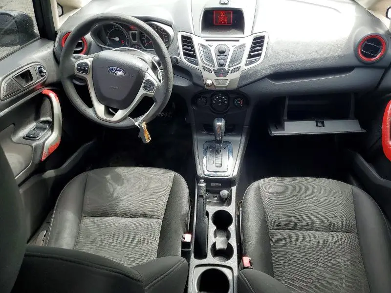 2011 FORD FIESTA SE  