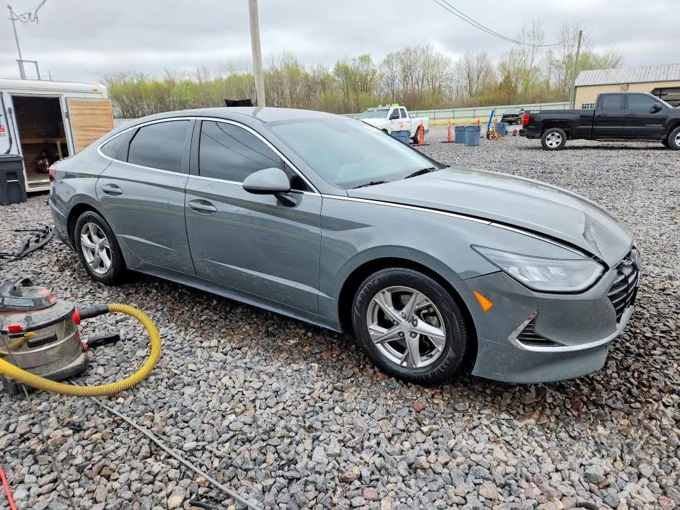 2020 HYUNDAI SONATA SE  